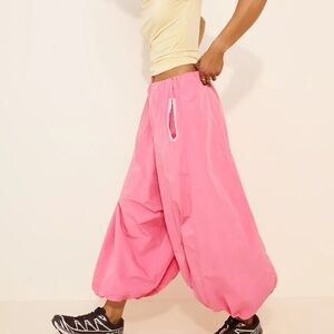 Anthropologie Maeve Bubble-Leg High-Rise Chino Pants Size XS